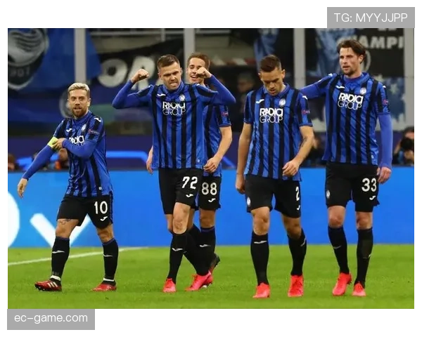 足球新星荣膺殊荣，状态回暖助球队迈向辉煌未来